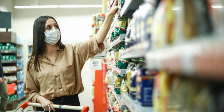 How Late is the Closest Grocery Store Open