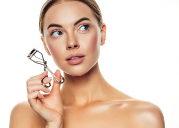 Makeup Brushes & Tools