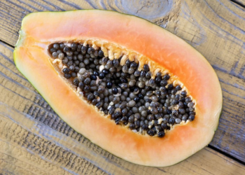 how to cut and peel papaya