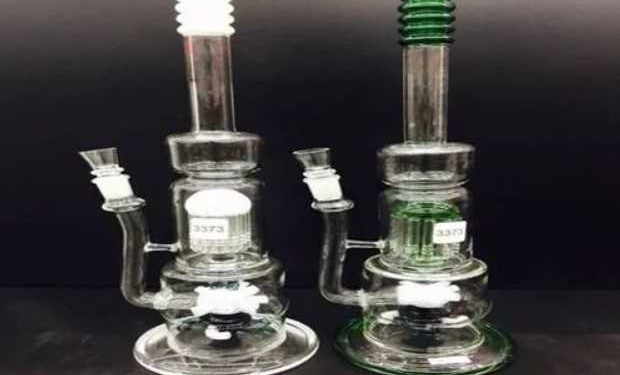 How to get glass pipe manufacturers