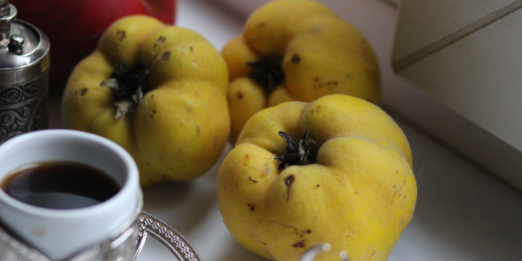 The Wonderous Quince Fruit in Pakistan Superfood