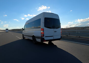 Mini bus Rental